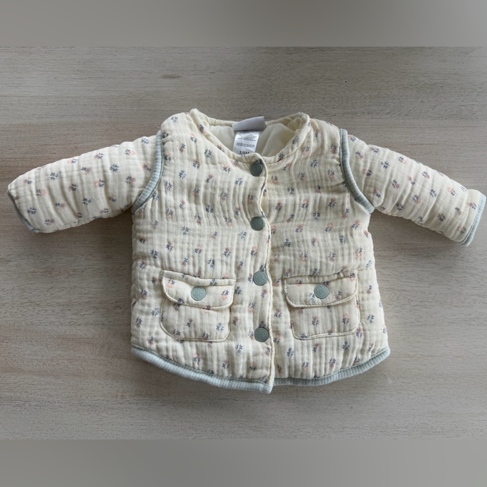 Nicole Miller Cream Quilted Floral Baby Jacket with Blue Trim, Size 3-6 Months
